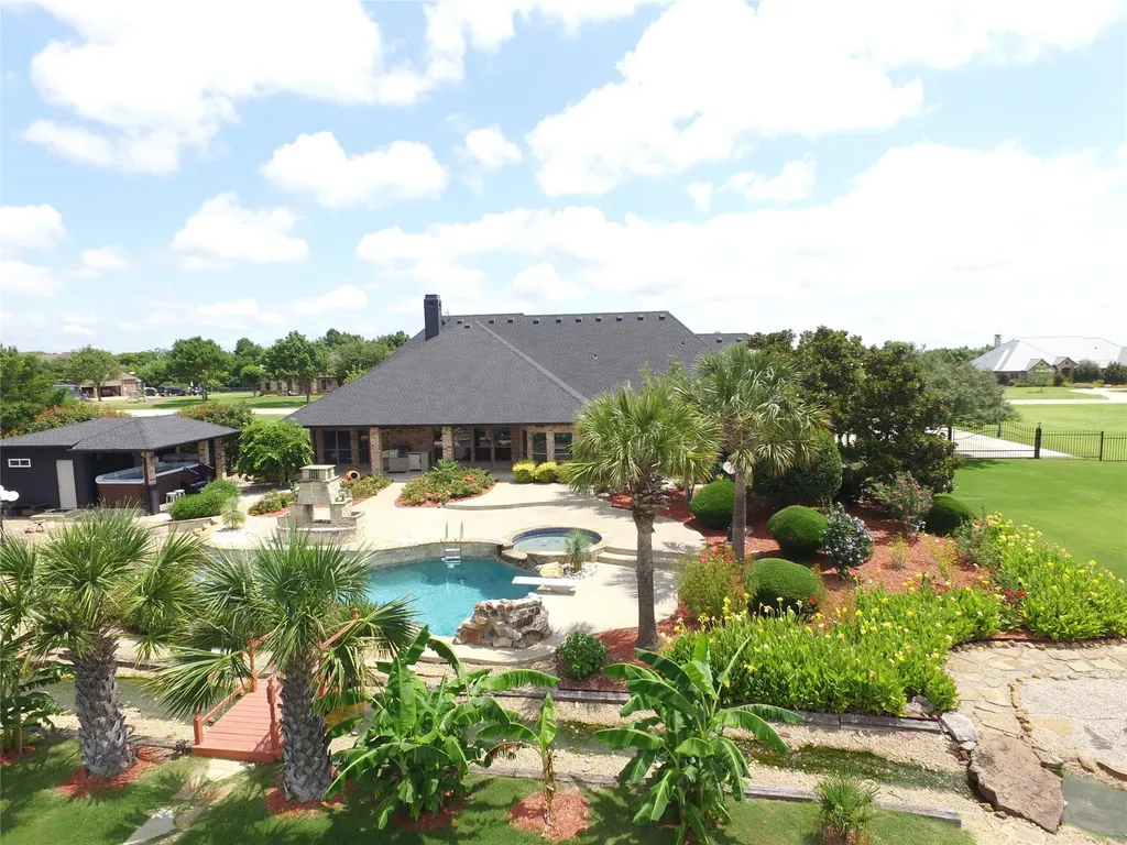 Rockwall TX, 484 Savannah Hill