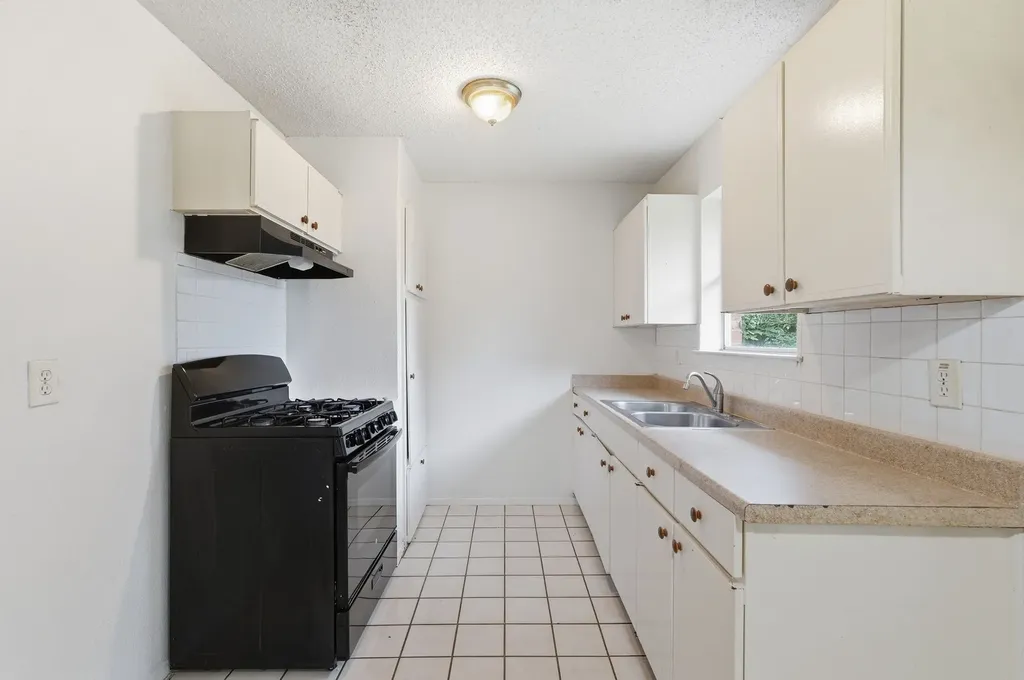 1511 E Tucker Boulevard Arlington TX 76010
