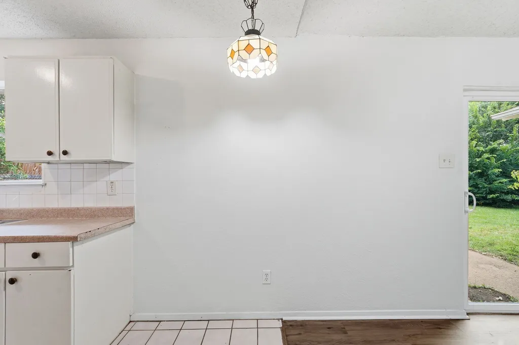 1511 E Tucker Boulevard Arlington TX 76010