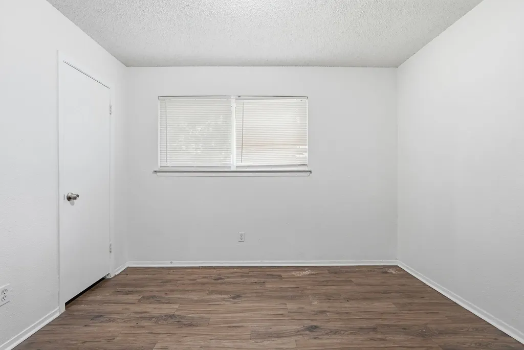 1511 E Tucker Boulevard Arlington TX 76010