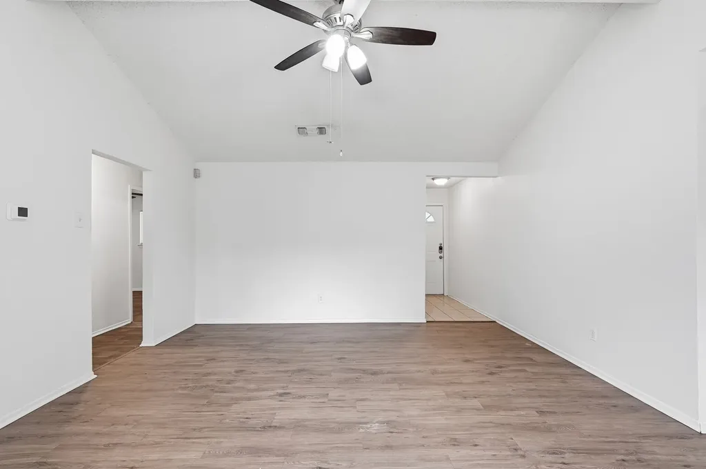 1511 E Tucker Boulevard Arlington TX 76010