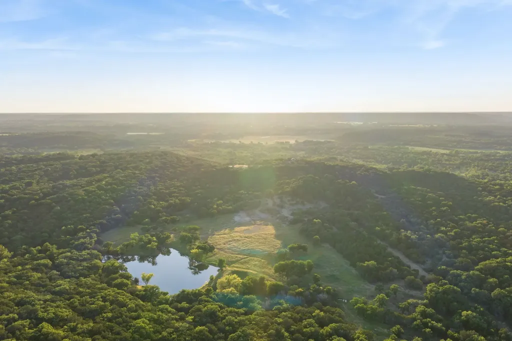 1875 County Road 494 Strawn TX 76475