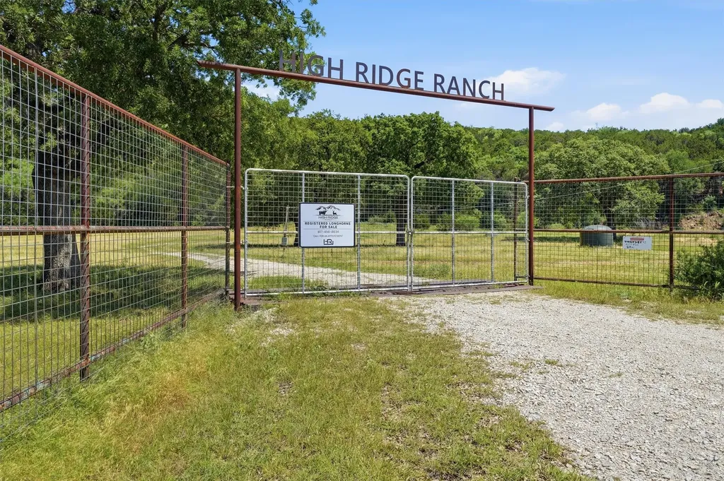 1875 County Road 494 Strawn TX 76475