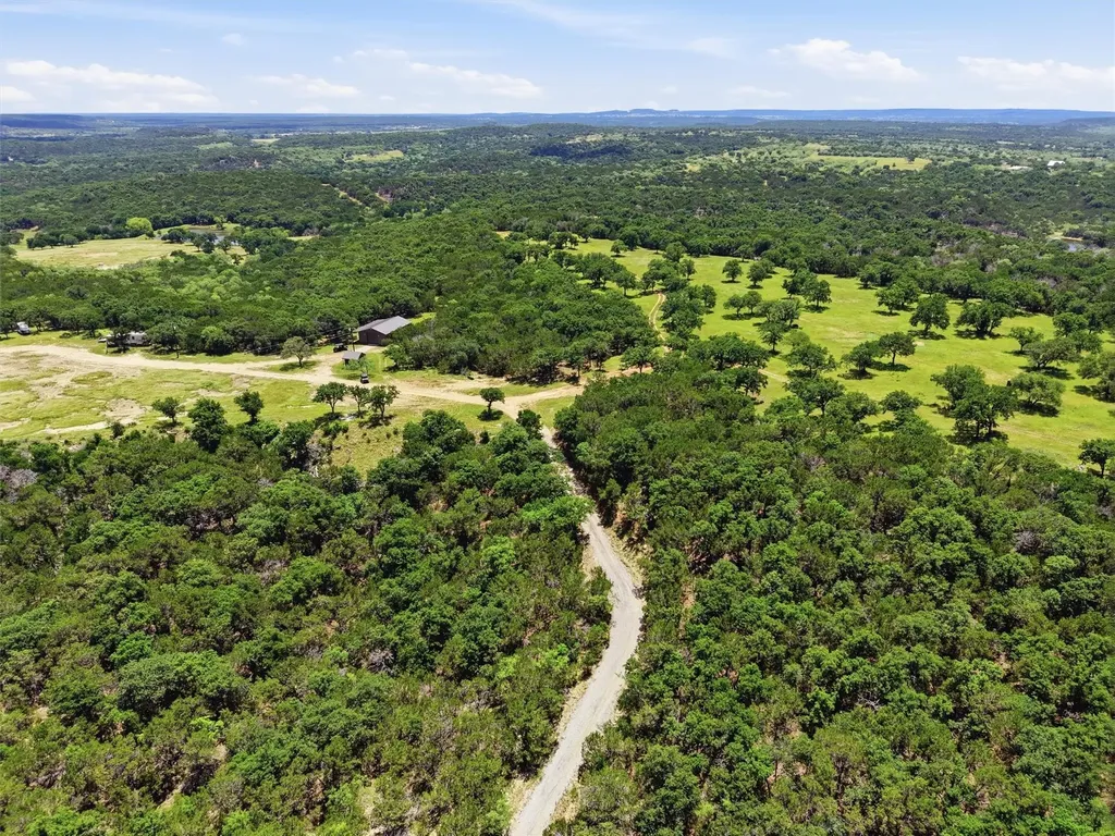 1875 County Road 494 Strawn TX 76475