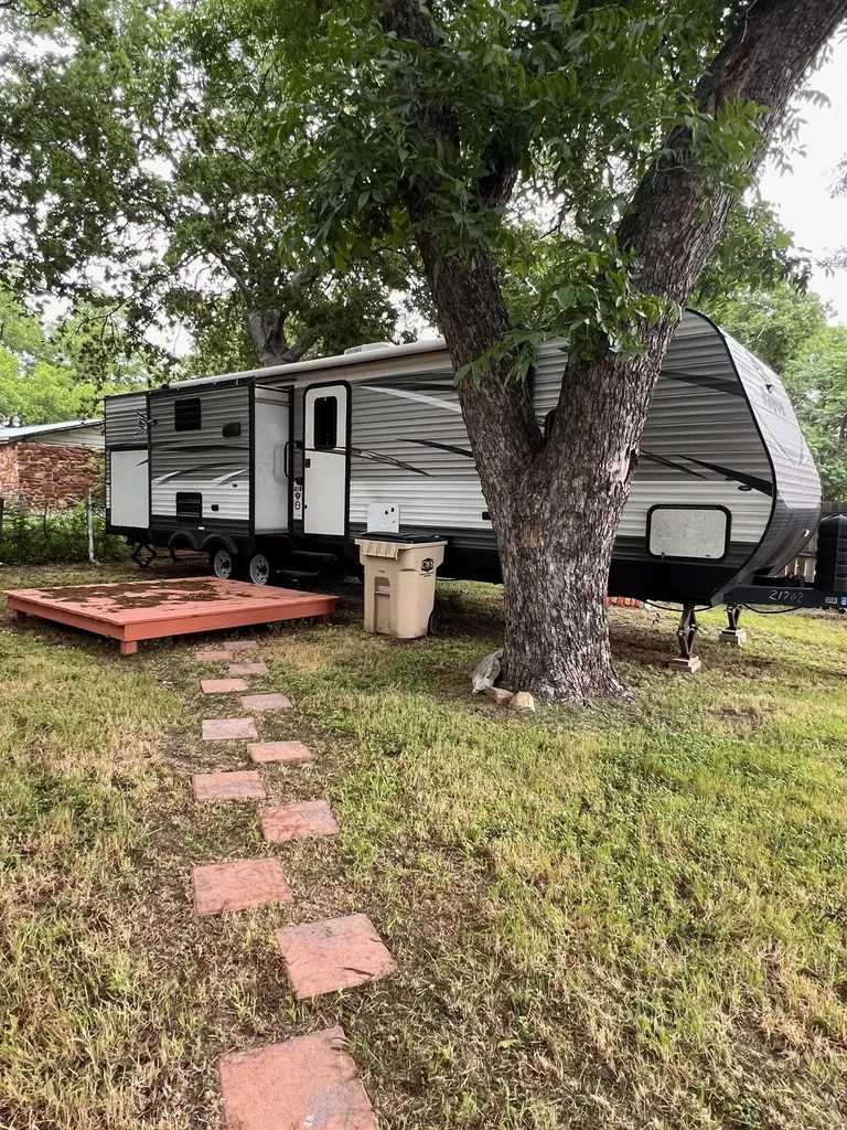 105 W Wrights Avenue Comanche TX 76442