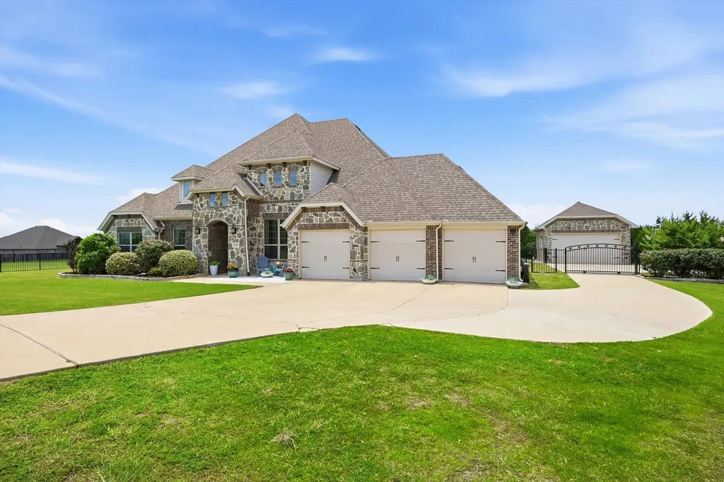 5201 Ruger Lane Mckinney TX 75071