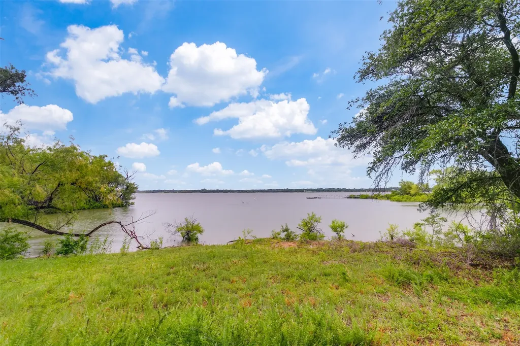 233 Lakeland Drive Highland Village TX 75077