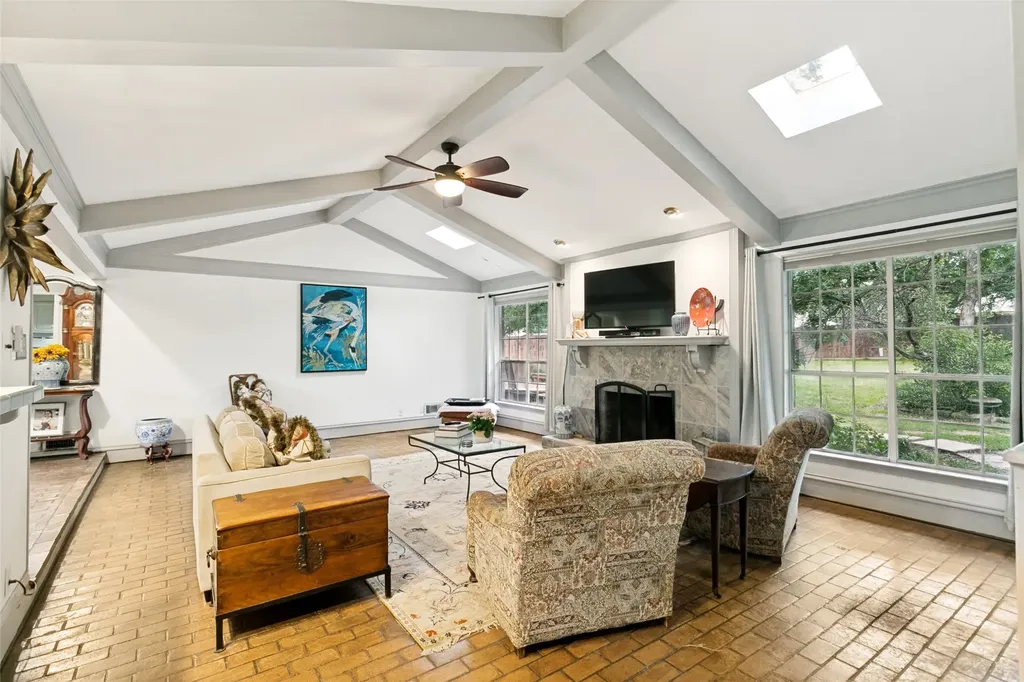 233 Lakeland Drive Highland Village TX 75077
