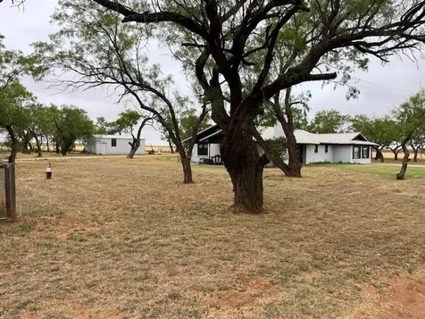 155 County Road 409 Roby TX 79543