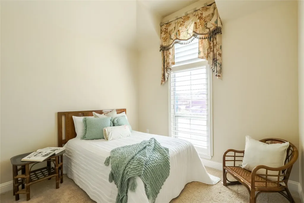 878 Hatton Sumner Place Arlington TX 76005