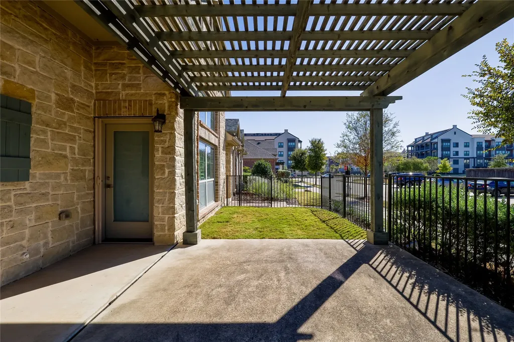 878 Hatton Sumner Place Arlington TX 76005