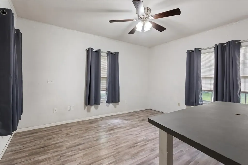 802 Avenue A Valley Mills TX 76689