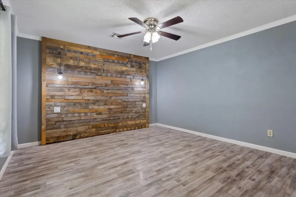 802 Avenue A Valley Mills TX 76689