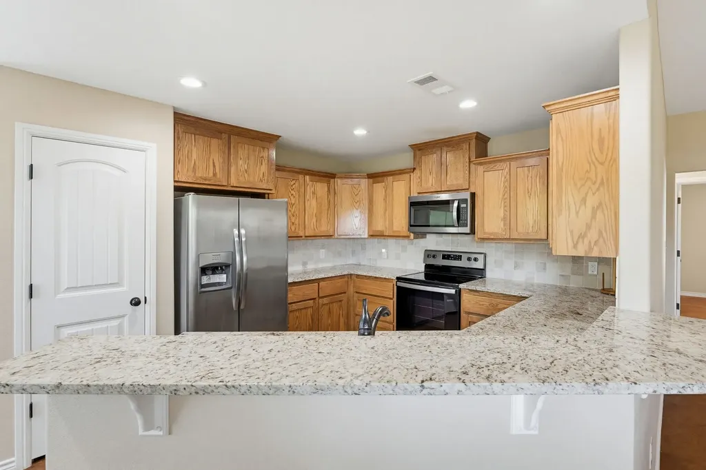 1124 Limestone Drive Lampasas TX 76550
