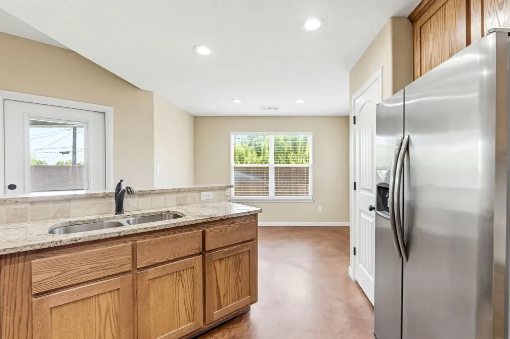 1124 Limestone Drive Lampasas TX 76550