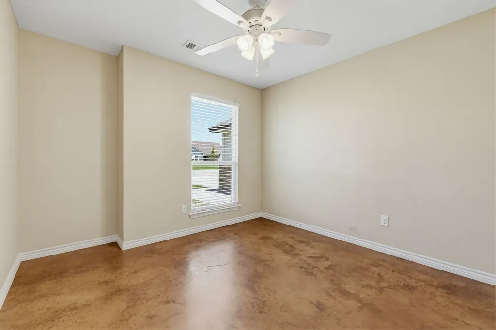 1124 Limestone Drive Lampasas TX 76550