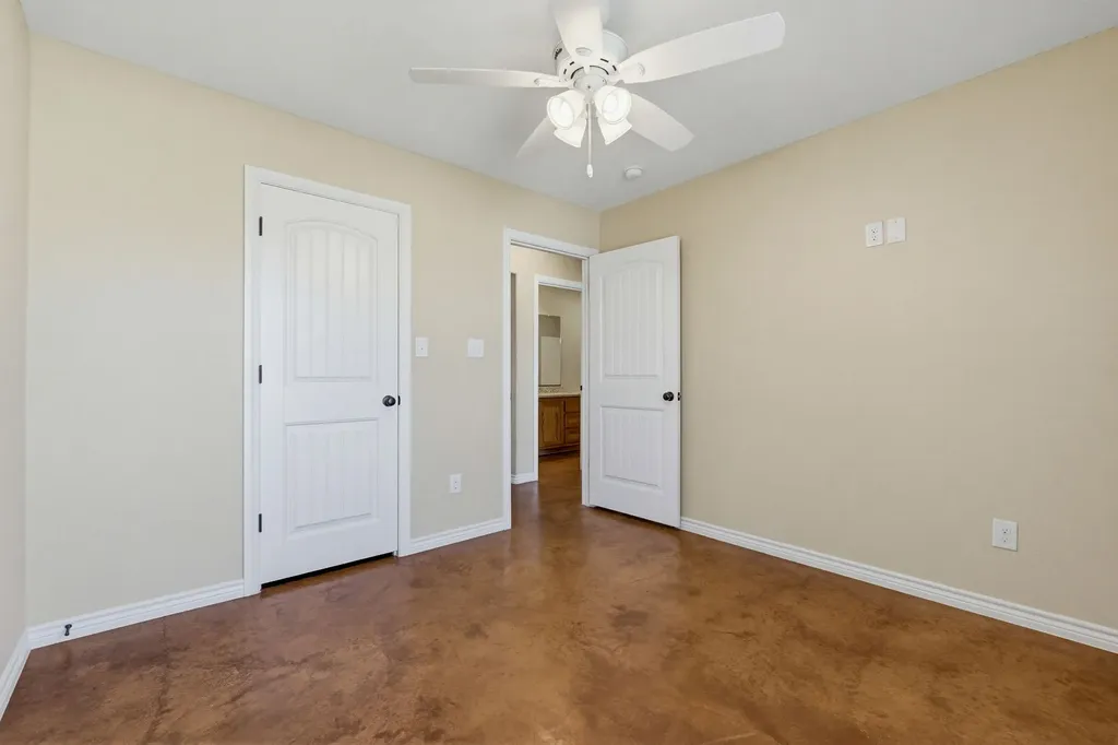1124 Limestone Drive Lampasas TX 76550