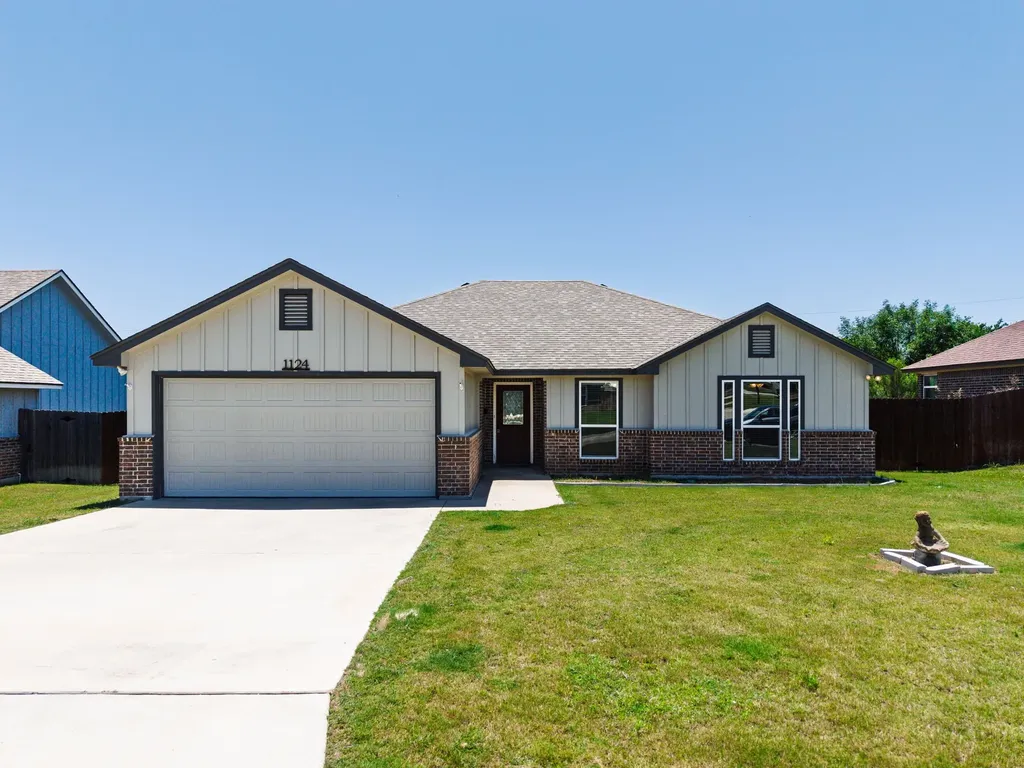 1124 Limestone Drive Lampasas TX 76550