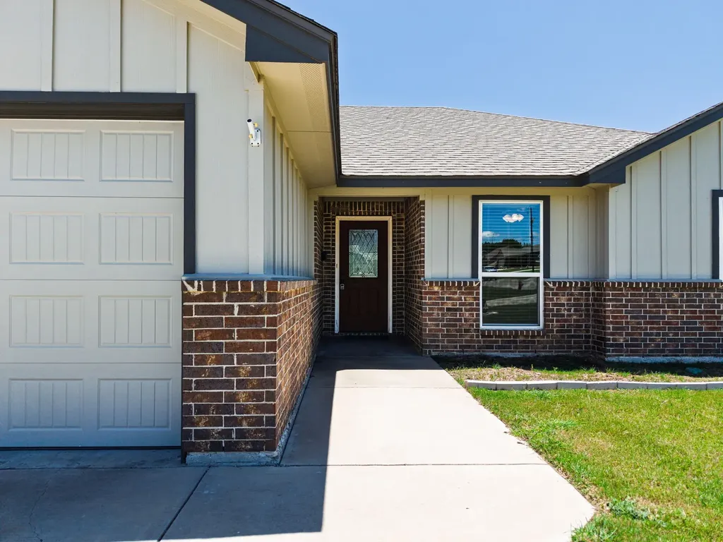 1124 Limestone Drive Lampasas TX 76550