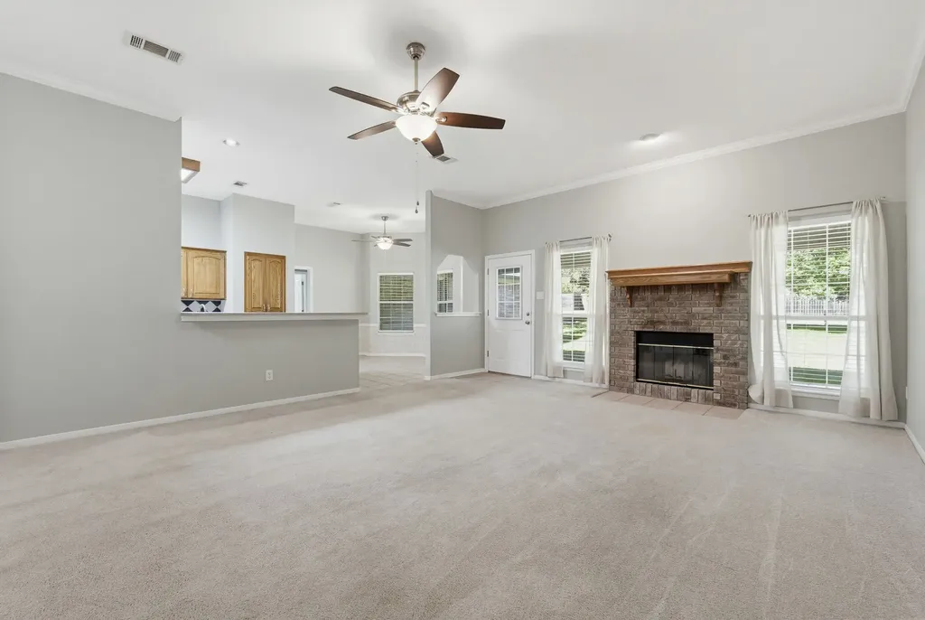 1909 Diamond Ridge Drive Lampasas TX 76550