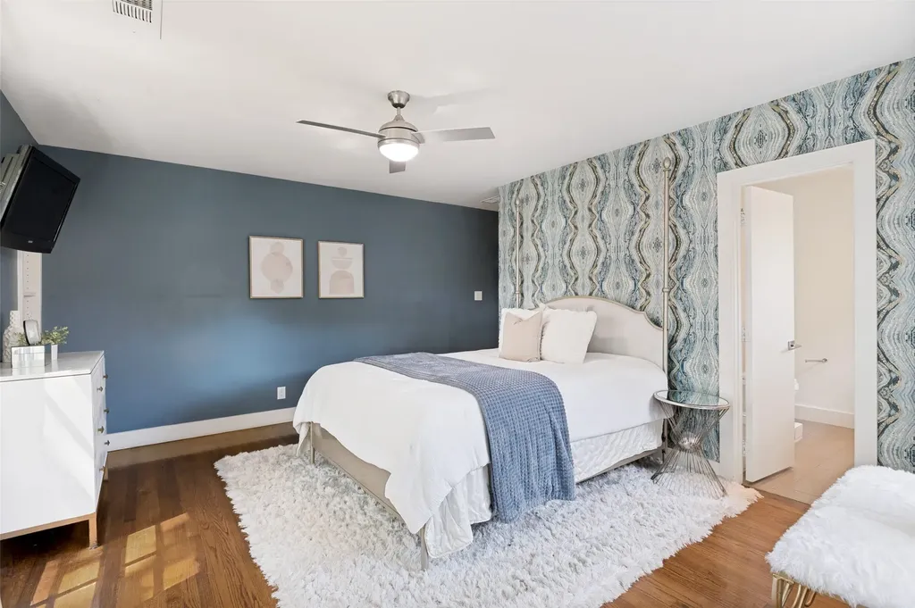 1518 Oak Knoll Street Dallas TX 75208