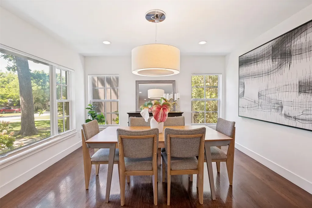 1518 Oak Knoll Street Dallas TX 75208