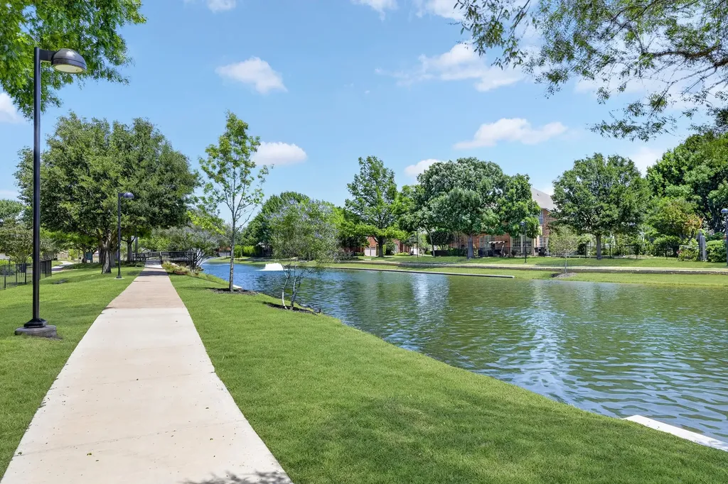 3792 Waterford Drive Addison TX 75001