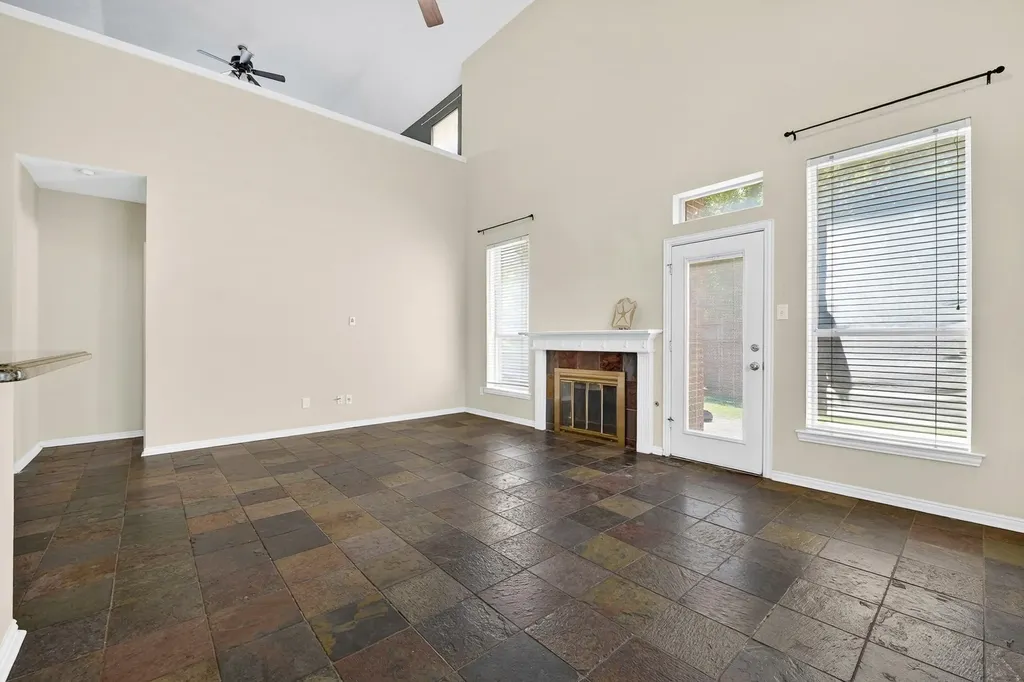 3792 Waterford Drive Addison TX 75001
