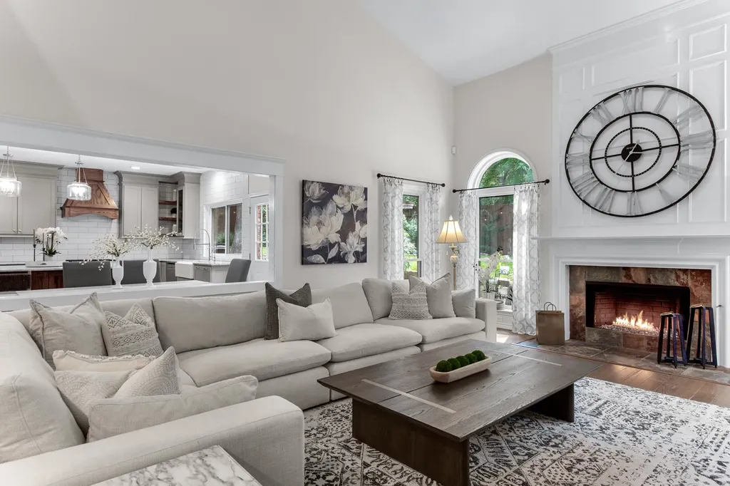 704 Windswept Court Grapevine TX 76051