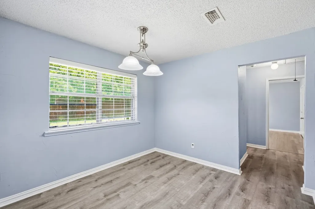 2202 Canyonwood Drive Arlington TX 76012