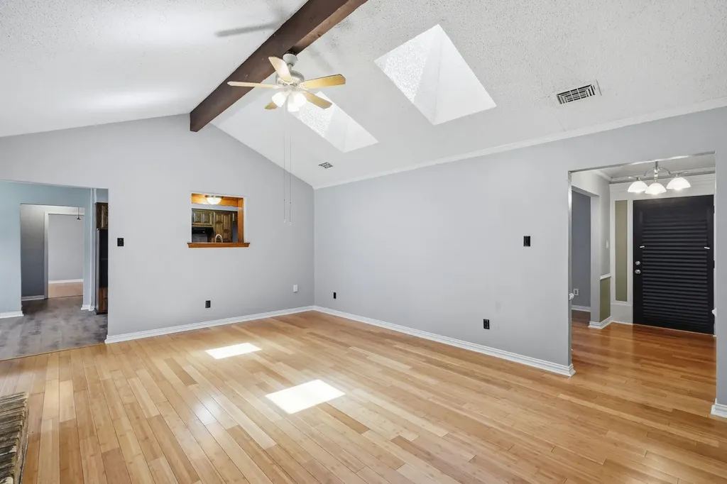 2202 Canyonwood Drive Arlington TX 76012
