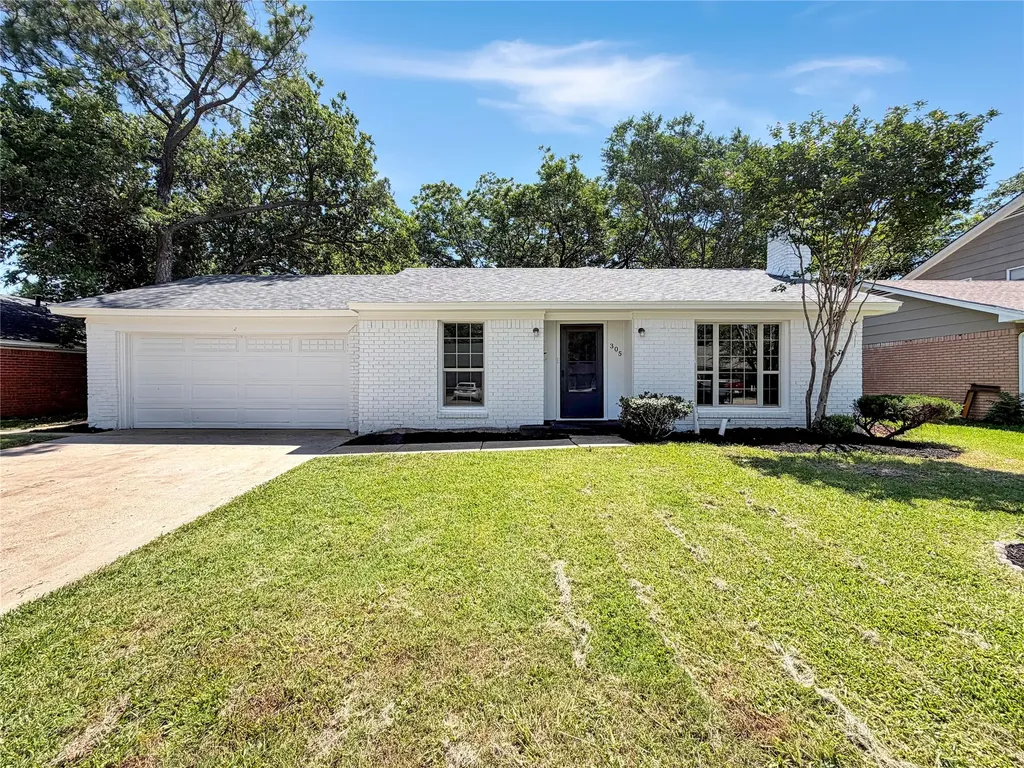 305 Deer Creek Road Everman TX 76140