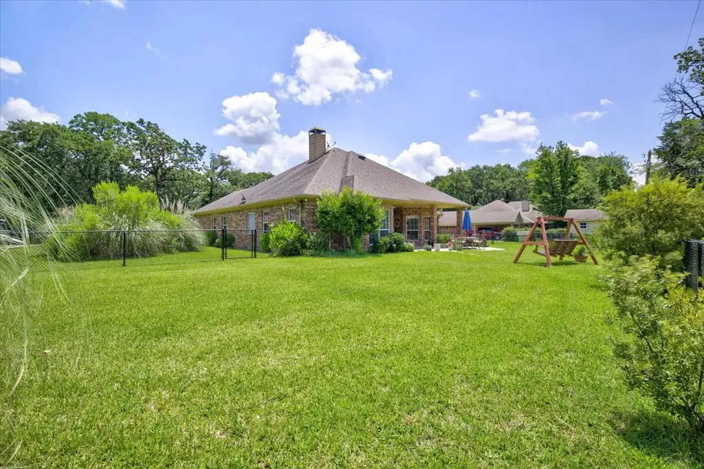 111 Trailwood Road Enchanted Oaks TX 75156