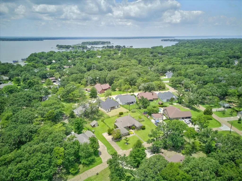 111 Trailwood Road Enchanted Oaks TX 75156