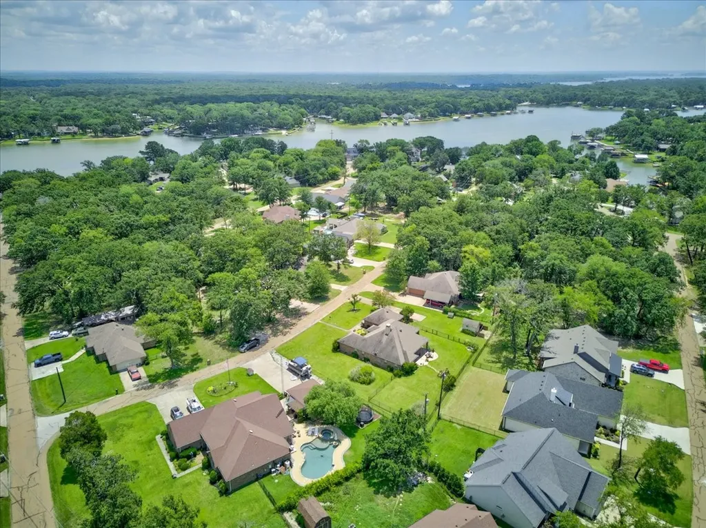 111 Trailwood Road Enchanted Oaks TX 75156