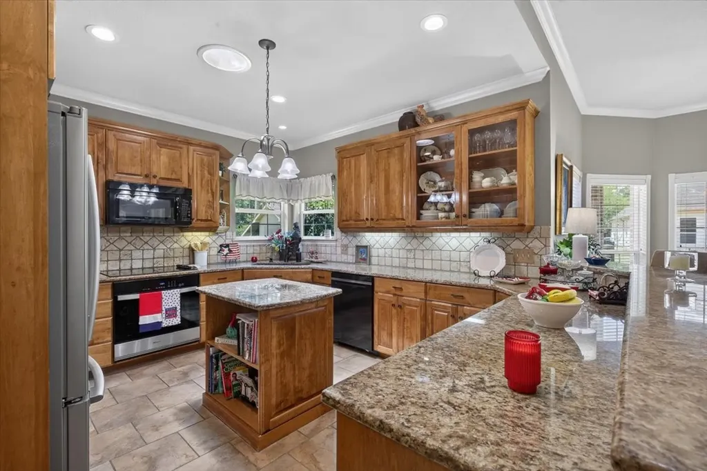 111 Trailwood Road Enchanted Oaks TX 75156