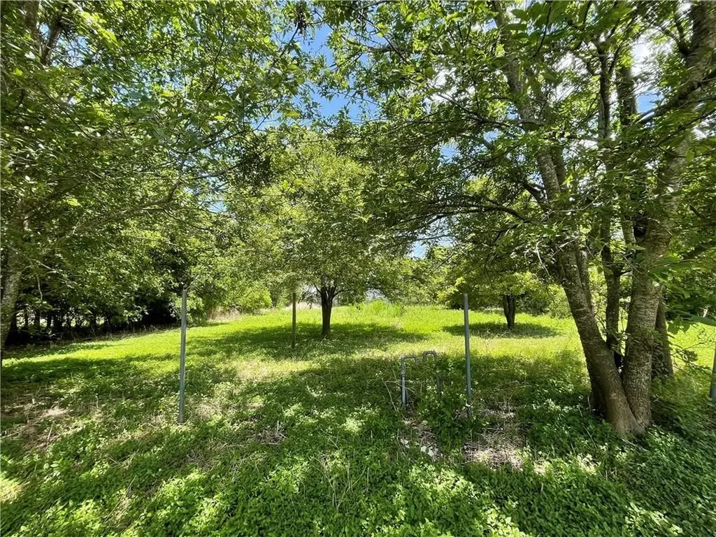 214 Hungry Hill Eddy TX 76524