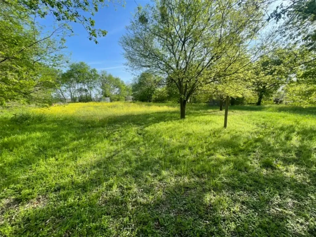 214 Hungry Hill Eddy TX 76524
