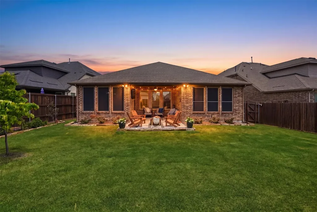 552 Taylor Drive Fate TX 75087