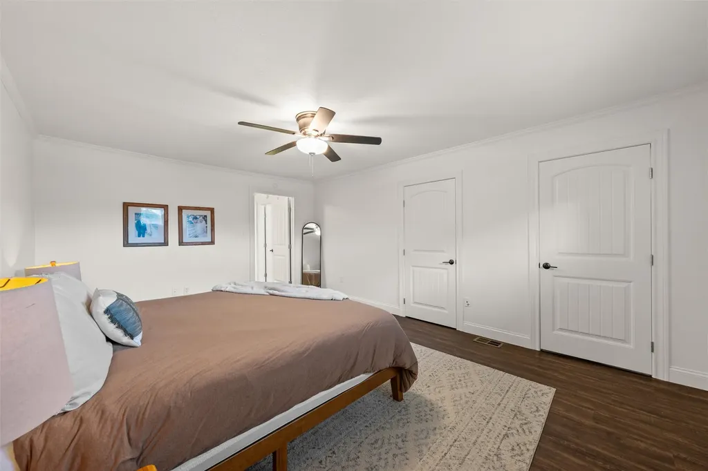 732 Arliss Drive Woodway TX 76712
