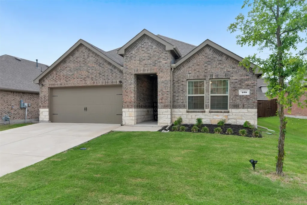 405 Spur Ridge Princeton TX 75407