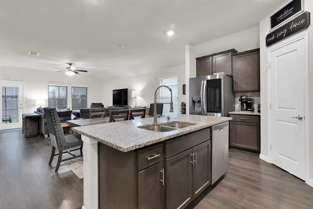 405 Spur Ridge Princeton TX 75407