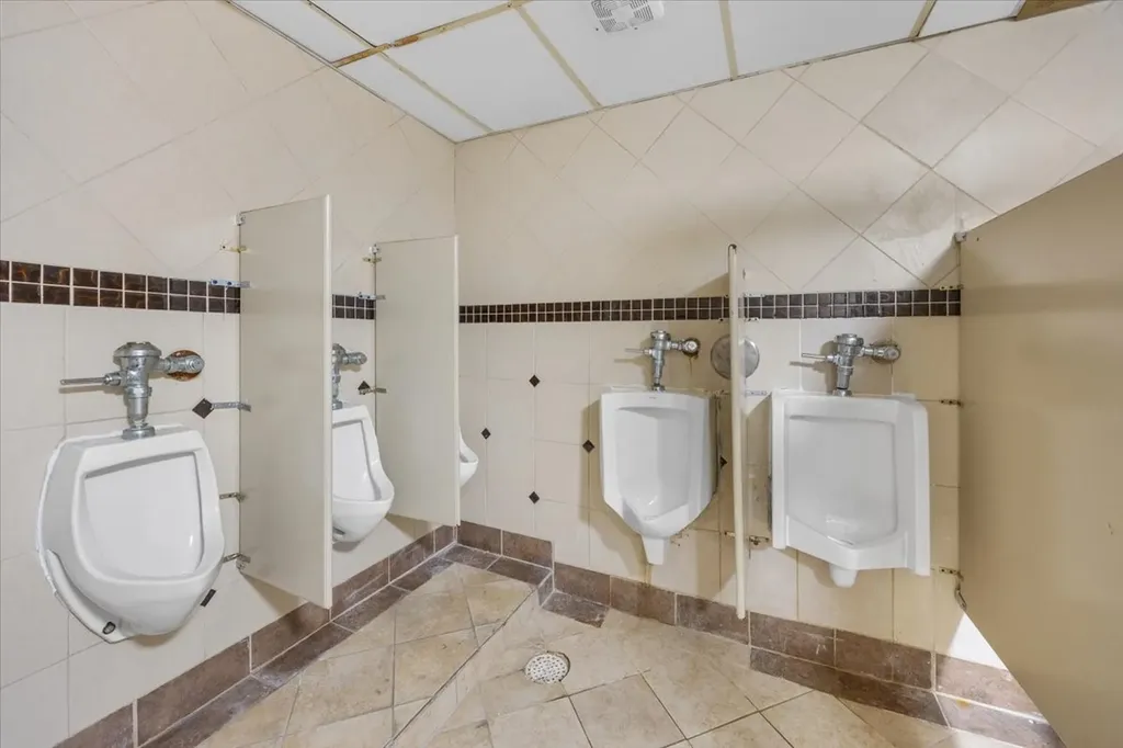 3310 W Walnut Street Garland TX 75042