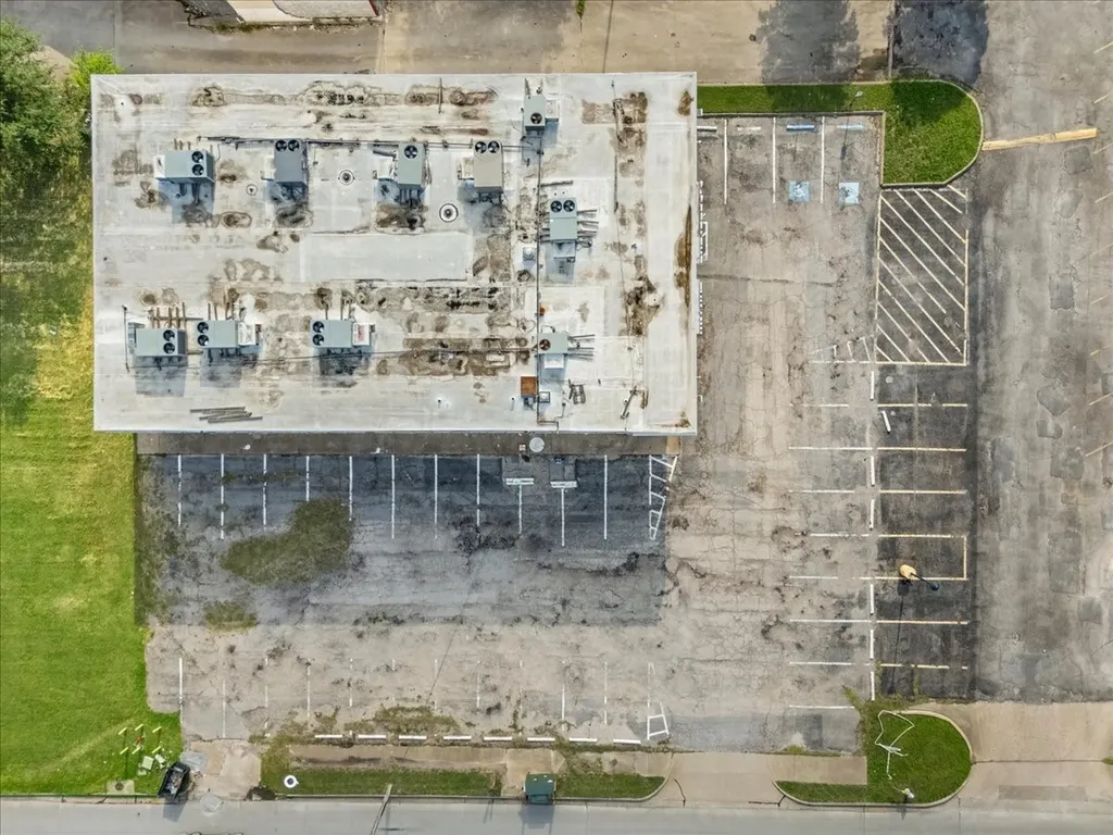 3310 W Walnut Street Garland TX 75042