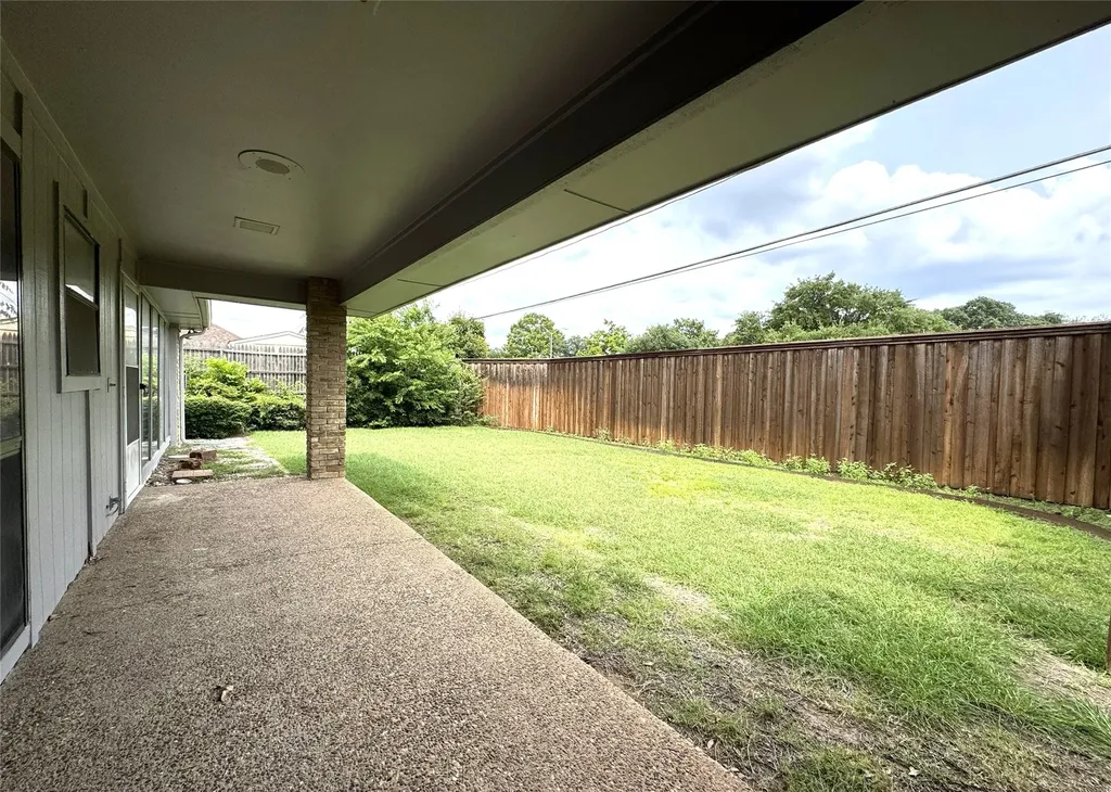 4220 Brooktree Lane Dallas TX 75287