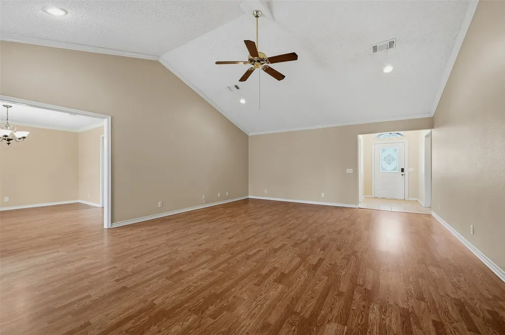 2502 Evelyn Road Whitesboro TX 76273