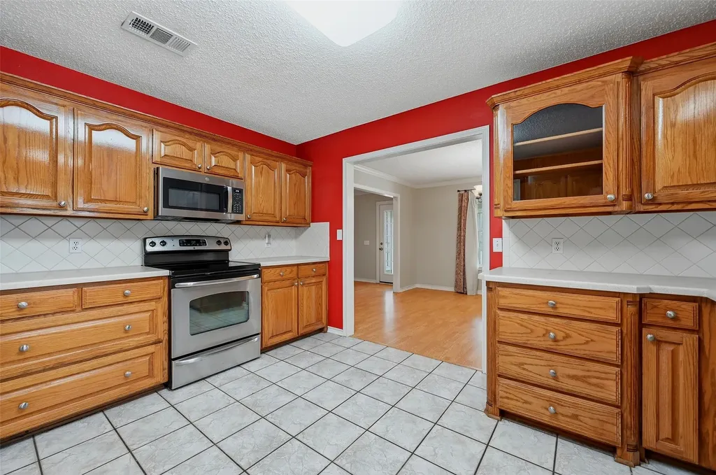 2502 Evelyn Road Whitesboro TX 76273