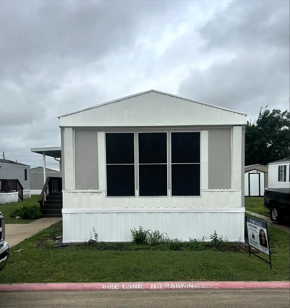 717 Byron Road Wilmer TX 75172