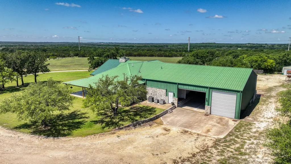 1436 County Road 216 Iredell TX 76649