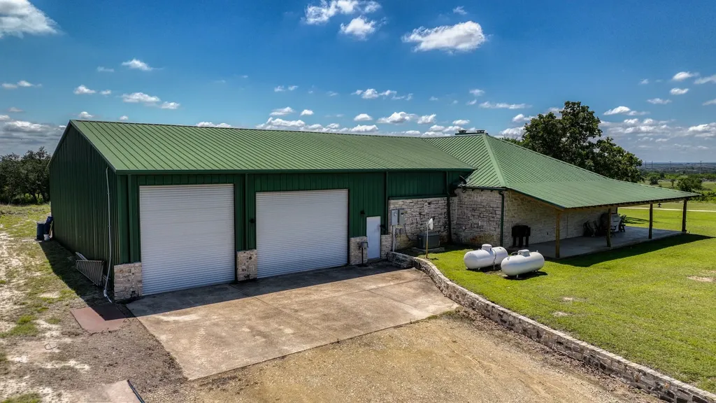 1436 County Road 216 Iredell TX 76649